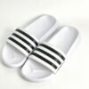 Sandalias adidas  blanca x negro clásica
