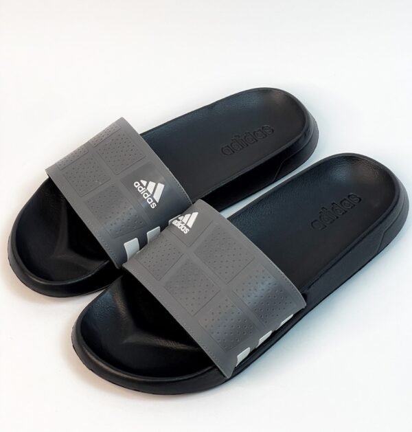 IMG_4565 Sandalia adidas new grises