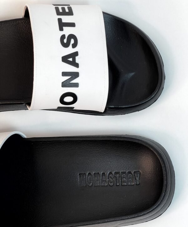 IMG_4575 Sandalias Monastery blanca x negro esencial