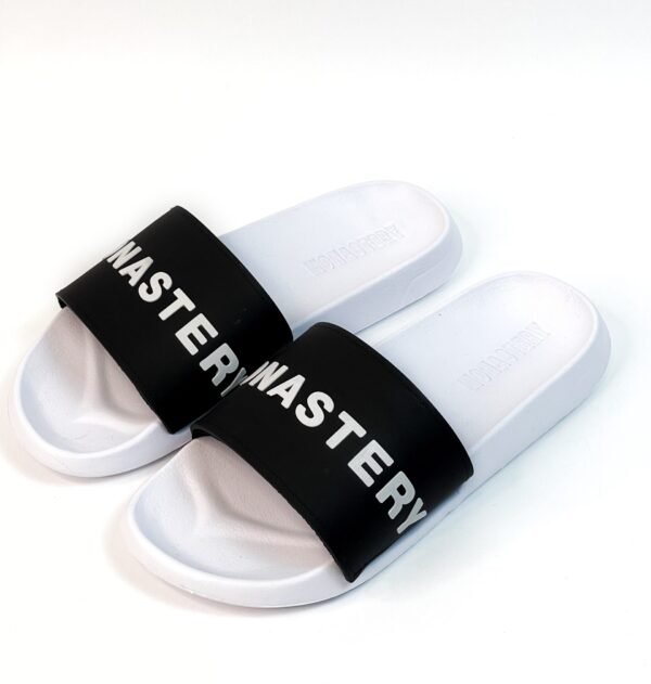 IMG_4578 Sandalias Monastery negro x blanco esencial