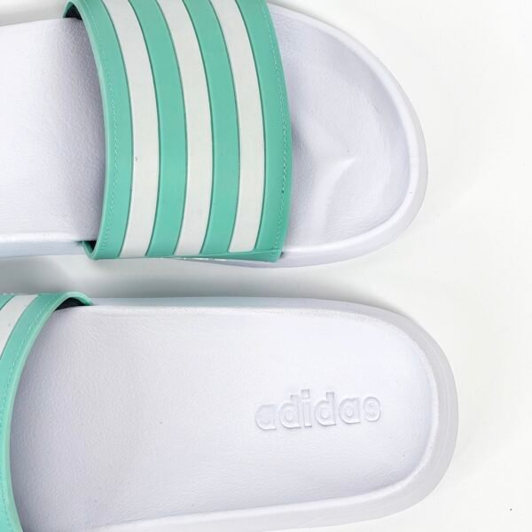 IMG_4605 Sandalia adidas verde menta x blanco clásica