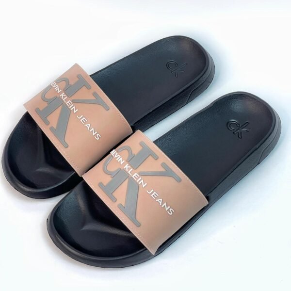 WhatsApp Image 2026-02-05 at 3.04.58 PM (4) Sandalias Calvin Klein durazno