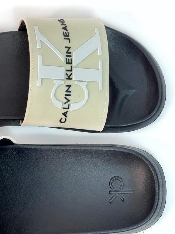 Sandalias Calvin Klein nude